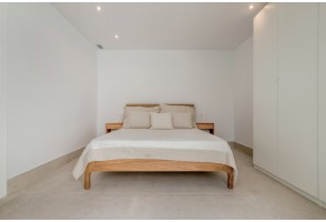 Casa escondida! Modern renovated apartment on the heart of Nueva Andalucia